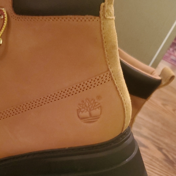 Timberland Tan Combat & Moto Boots with Rugged Design and Thick Rubber Sole - Picture 4 of 7